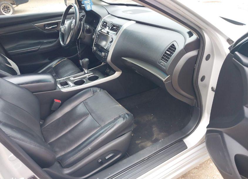 Photo 5 of 2015 Nissan Altima 3.5 S/3.5 SL/3.5 SV (VIN 1N4BL3AP5FC478649)