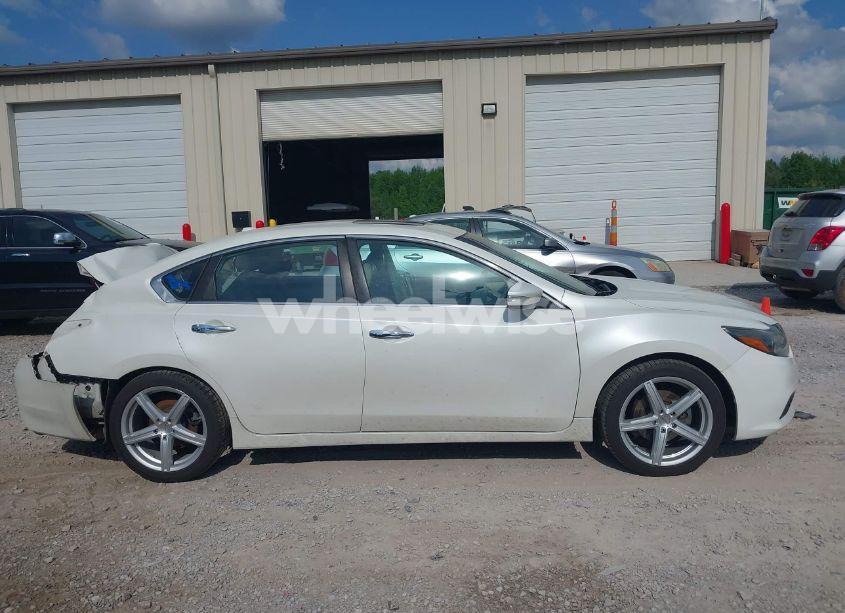 Photo 13 of 2016 Nissan Altima 3.5 SL/3.5 SR (VIN 1N4BL3AP5GC111459)