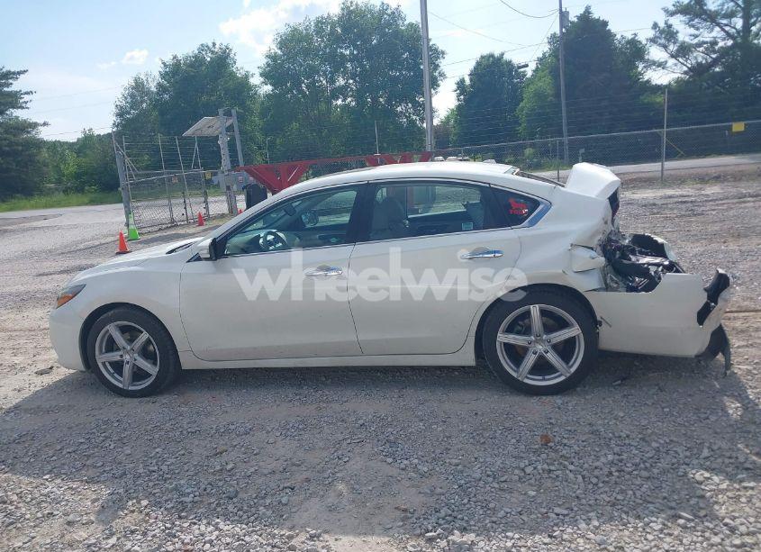 Photo 14 of 2016 Nissan Altima 3.5 SL/3.5 SR (VIN 1N4BL3AP5GC111459)