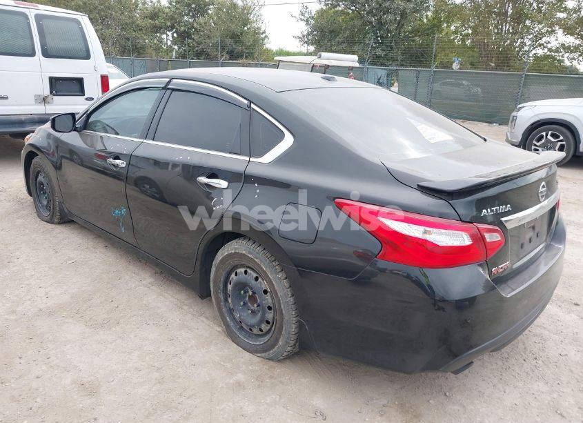 Photo 3 of 2016 Nissan Altima 3.5 SL (VIN 1N4BL3AP5GC175355)