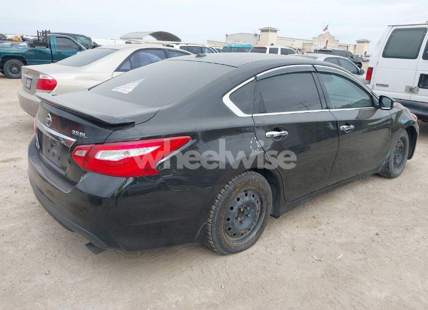 Photo 4 of 2016 Nissan Altima 3.5 SL (VIN 1N4BL3AP5GC175355)