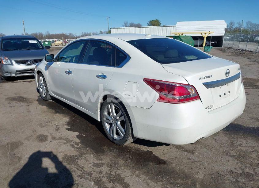 Photo 3 of 2013 Nissan Altima 3.5 SL (VIN 1N4BL3AP6DC137872)