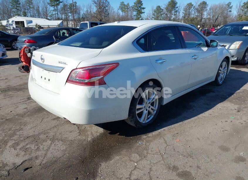 Photo 4 of 2013 Nissan Altima 3.5 SL (VIN 1N4BL3AP6DC137872)