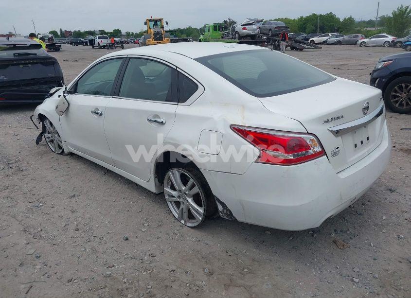 Photo 3 of 2013 Nissan Altima 3.5 SV (VIN 1N4BL3AP6DC146927)
