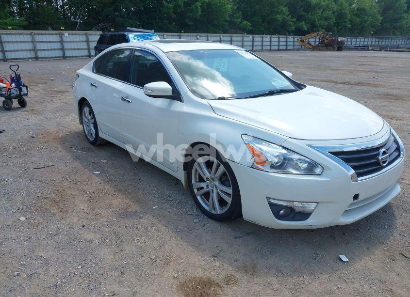 2013 Nissan Altima 3.5 SV (VIN 1N4BL3AP6DC173884) main photo