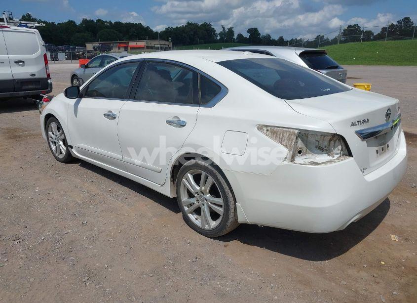 Photo 3 of 2013 Nissan Altima 3.5 SV (VIN 1N4BL3AP6DC173884)