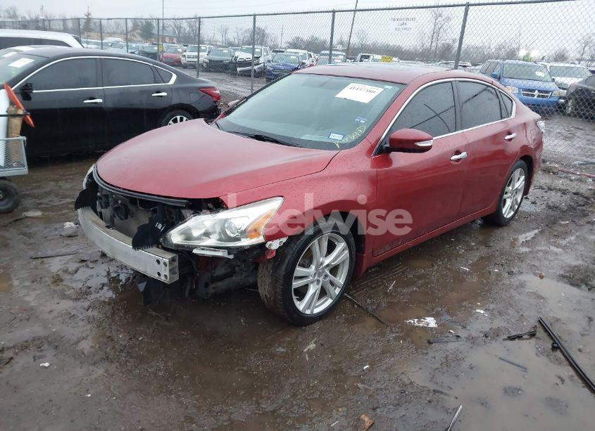 Photo 2 of 2013 Nissan Altima 3.5 SL (VIN 1N4BL3AP6DC206382)