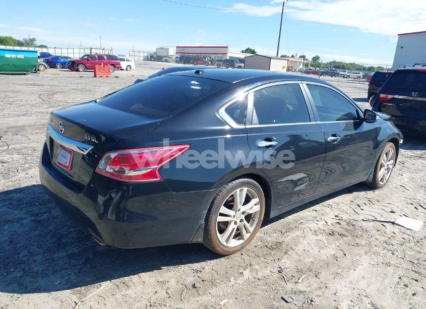 Photo 4 of 2013 Nissan Altima 3.5 SL (VIN 1N4BL3AP6DC224588)