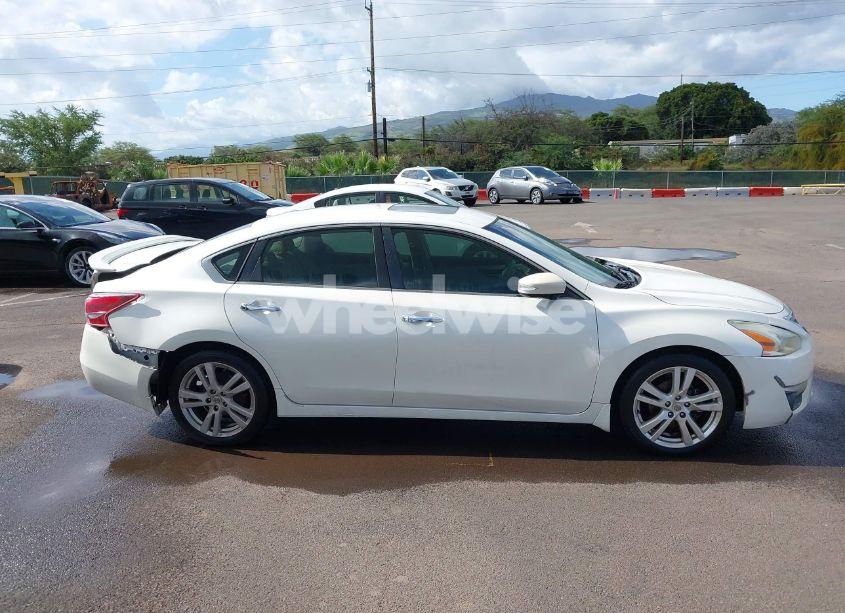 Photo 13 of 2013 Nissan Altima 3.5 SL (VIN 1N4BL3AP6DC277579)