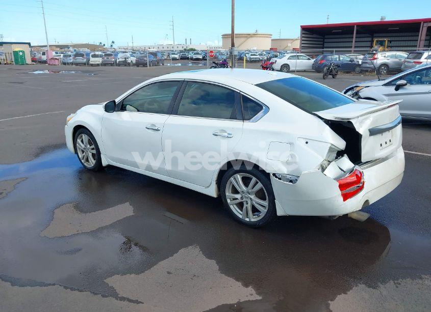 Photo 3 of 2013 Nissan Altima 3.5 SL (VIN 1N4BL3AP6DC277579)