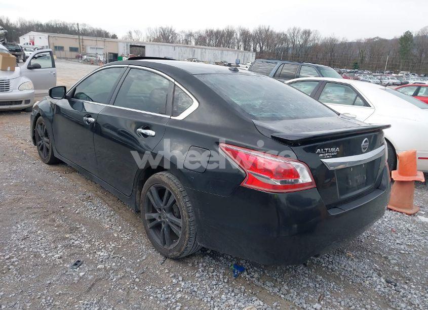 Photo 3 of 2013 Nissan Altima 3.5 SV (VIN 1N4BL3AP6DN437450)