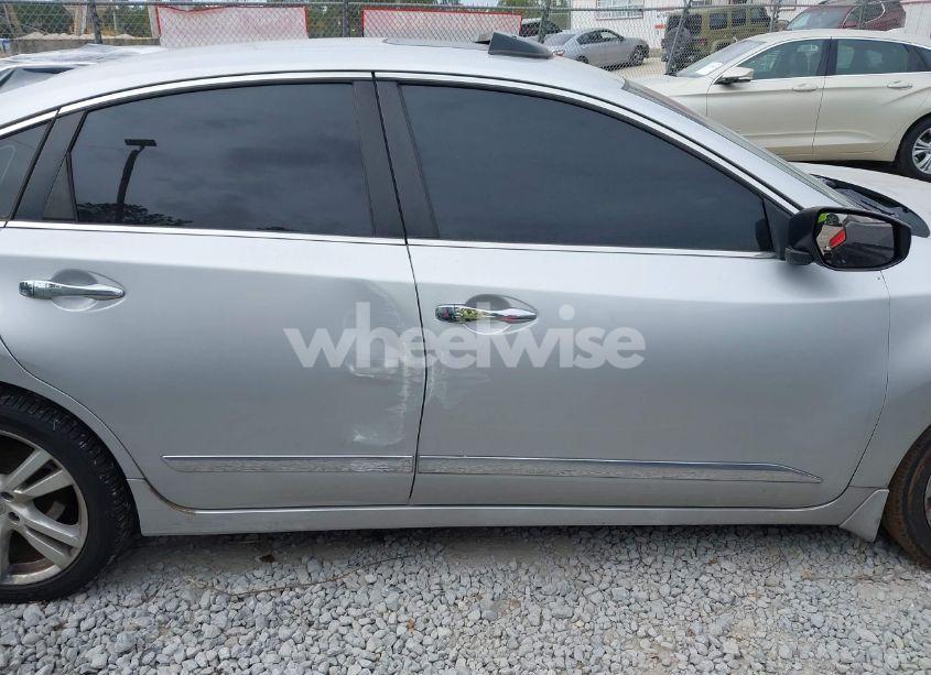 Photo 13 of 2015 Nissan Altima 3.5 SL (VIN 1N4BL3AP6FC202593)
