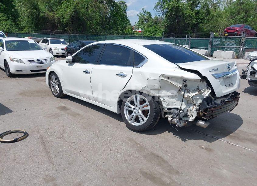 Photo 3 of 2015 Nissan Altima 3.5 SL (VIN 1N4BL3AP6FC205820)