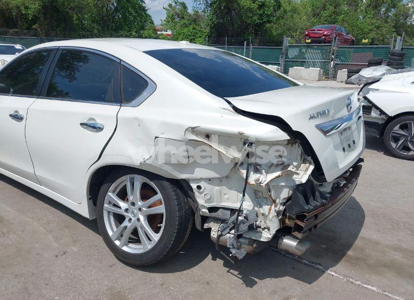 Photo 6 of 2015 Nissan Altima 3.5 SL (VIN 1N4BL3AP6FC205820)