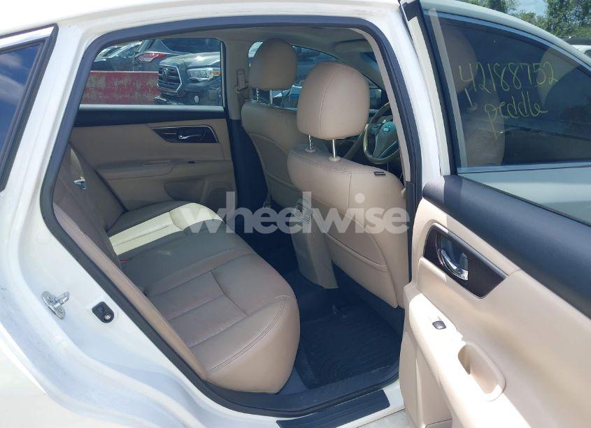 Photo 8 of 2015 Nissan Altima 3.5 SL (VIN 1N4BL3AP6FC205820)