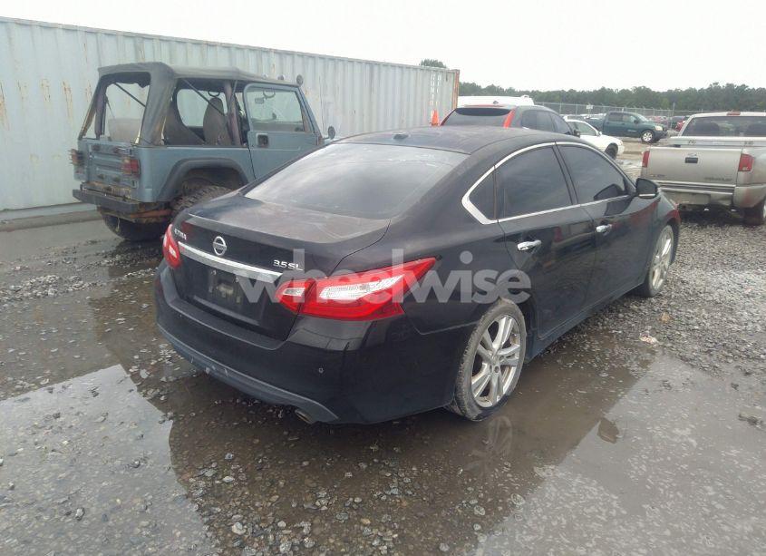 Photo 4 of 2016 Nissan Altima 3.5 SL/3.5 SR (VIN 1N4BL3AP6GC126424)