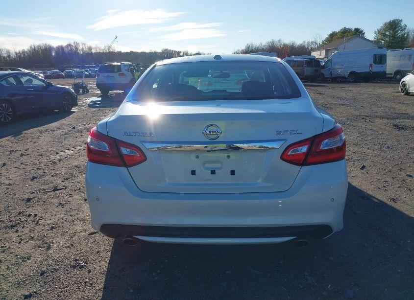 Photo 16 of 2016 Nissan Altima 3.5 SL (VIN 1N4BL3AP6GC145703)