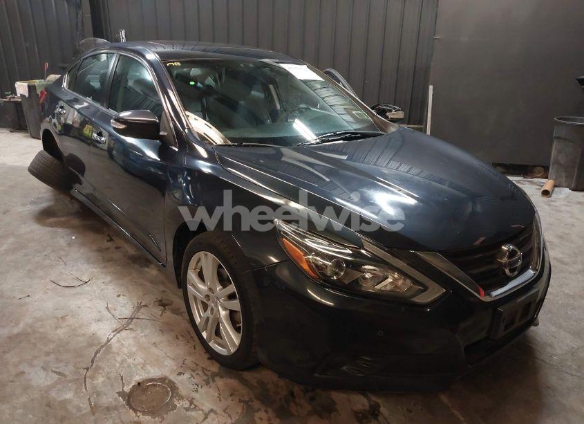 2016 Nissan Altima 3.5 SL (VIN 1N4BL3AP6GC152571) main photo