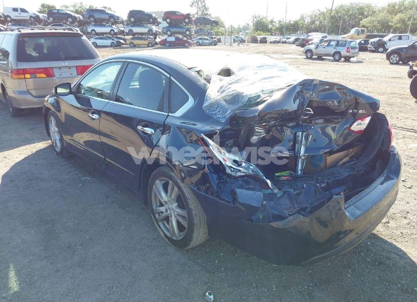 Photo 3 of 2016 Nissan Altima 3.5 SL/3.5 SR (VIN 1N4BL3AP6GC204698)