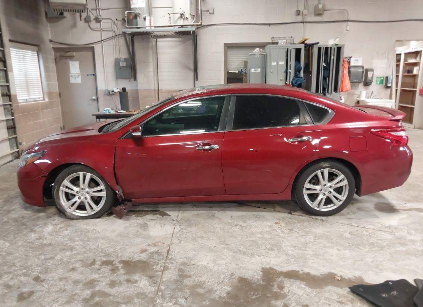 Photo 14 of 2017 Nissan Altima 3.5 SL (VIN 1N4BL3AP6HC234544)