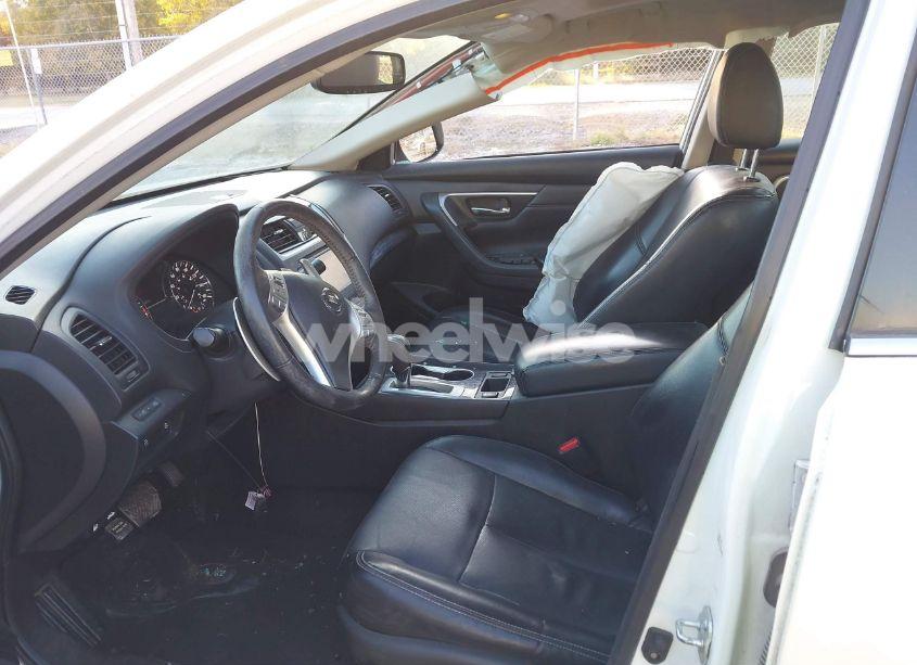 Photo 5 of 2017 Nissan Altima 3.5 SL (VIN 1N4BL3AP6HC270945)