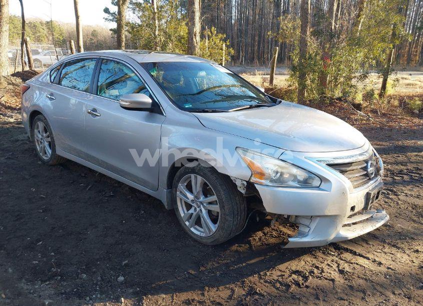 2015 Nissan Altima 3.5 SL (VIN 1N4BL3AP7FC115611) main photo