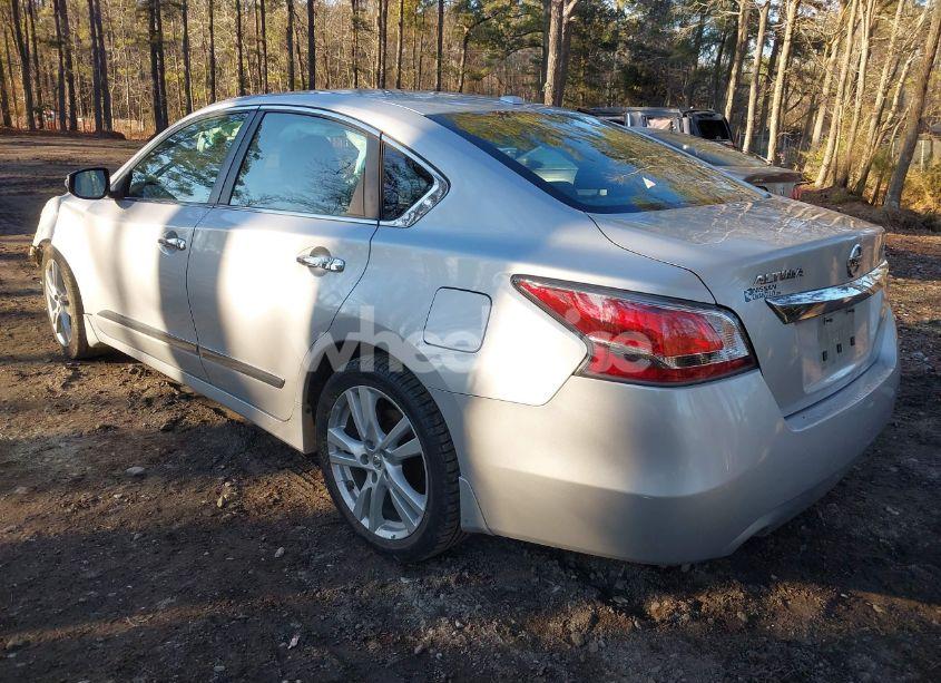 Photo 3 of 2015 Nissan Altima 3.5 SL (VIN 1N4BL3AP7FC115611)