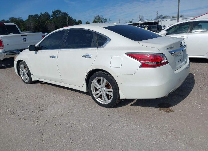 Photo 13 of 2015 Nissan Altima 3.5 SL (VIN 1N4BL3AP7FC126320)