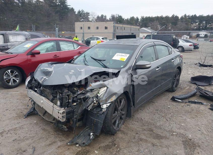 Photo 2 of 2015 Nissan Altima 3.5 SL (VIN 1N4BL3AP7FC445622)