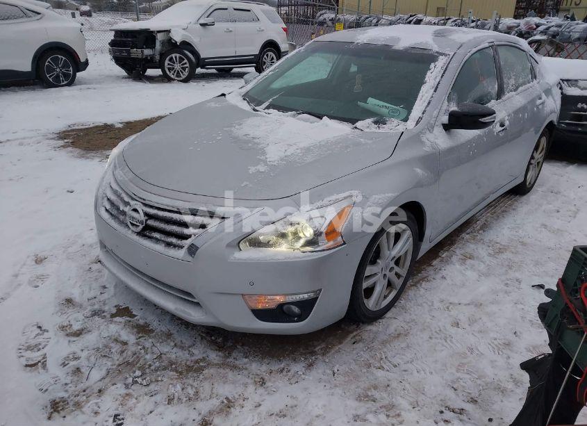 Photo 2 of 2015 Nissan Altima 3.5 S/3.5 SL/3.5 SV (VIN 1N4BL3AP7FC492570)
