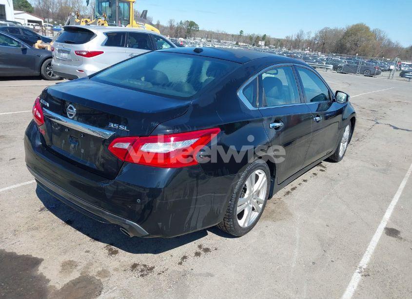 Photo 4 of 2016 Nissan Altima 3.5 SL/3.5 SR (VIN 1N4BL3AP7GC160503)