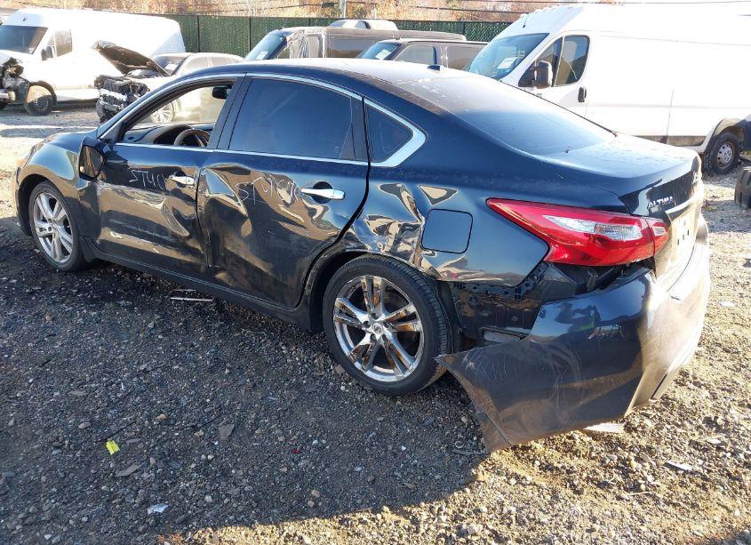 Photo 3 of 2016 Nissan Altima 3.5 SL (VIN 1N4BL3AP7GC223504)