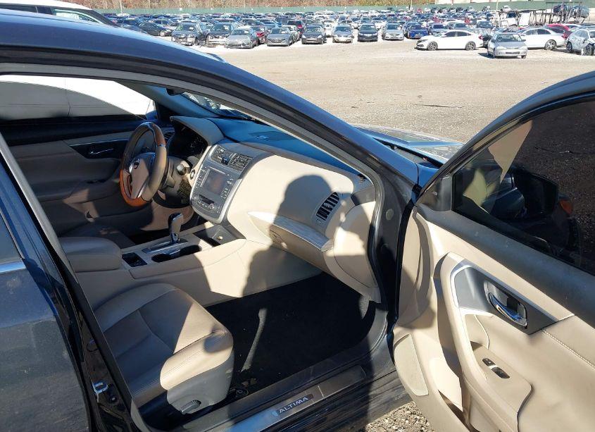 Photo 5 of 2016 Nissan Altima 3.5 SL (VIN 1N4BL3AP7GC223504)