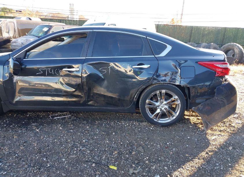 Photo 6 of 2016 Nissan Altima 3.5 SL (VIN 1N4BL3AP7GC223504)