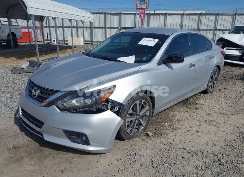 Photo 2 of 2017 Nissan Altima 3.5 SR (VIN 1N4BL3AP7HC108113)