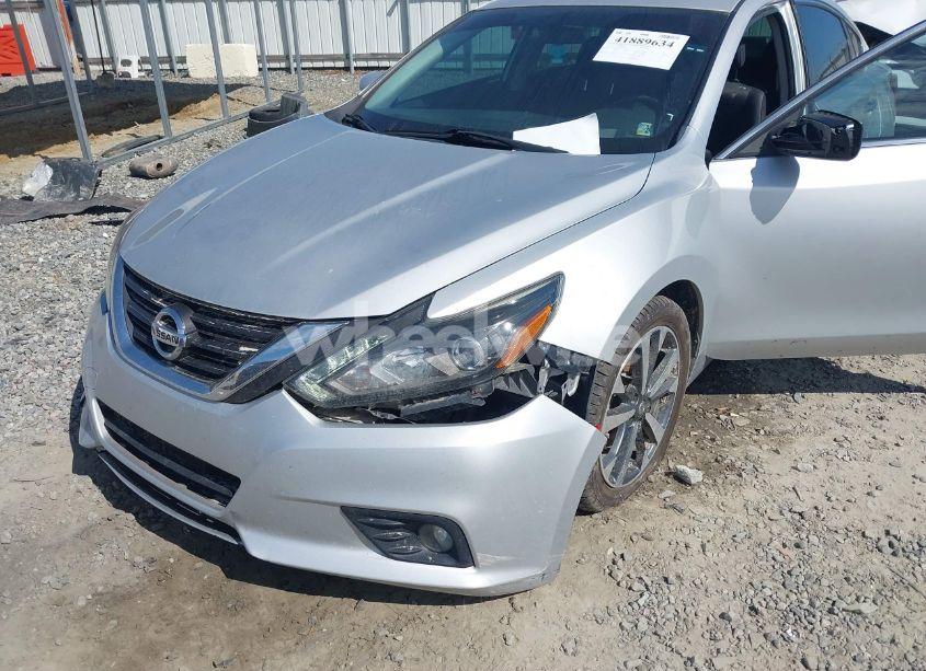 Photo 6 of 2017 Nissan Altima 3.5 SR (VIN 1N4BL3AP7HC108113)