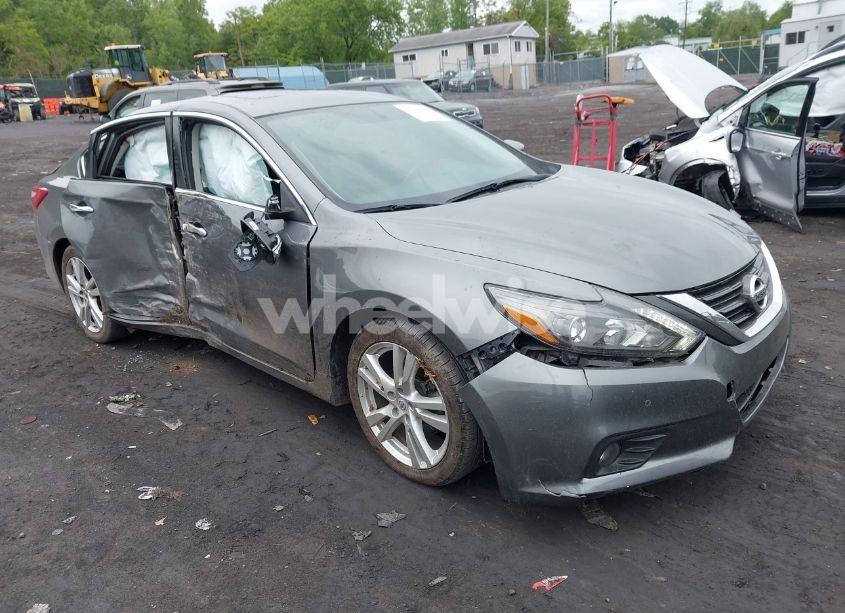 2017 Nissan Altima 3.5 SL (VIN 1N4BL3AP7HC108127) main photo