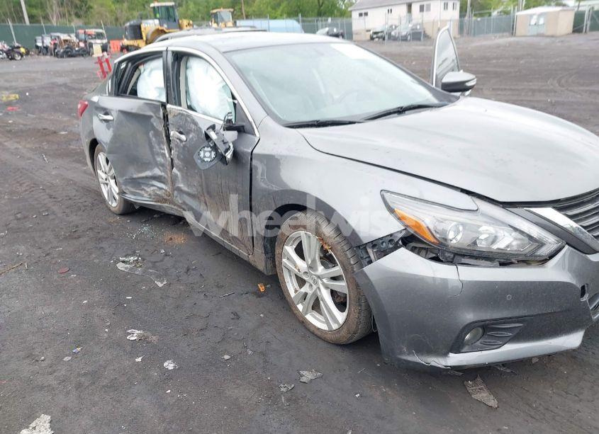 Photo 6 of 2017 Nissan Altima 3.5 SL (VIN 1N4BL3AP7HC108127)
