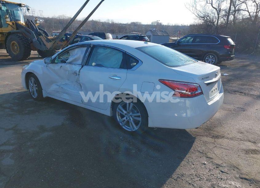 Photo 3 of 2013 Nissan Altima 3.5 SL (VIN 1N4BL3AP8DC236712)