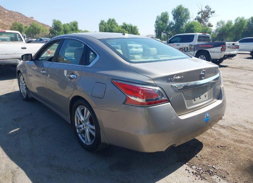 Photo 3 of 2014 Nissan Altima 3.5 SL (VIN 1N4BL3AP8EC103594)