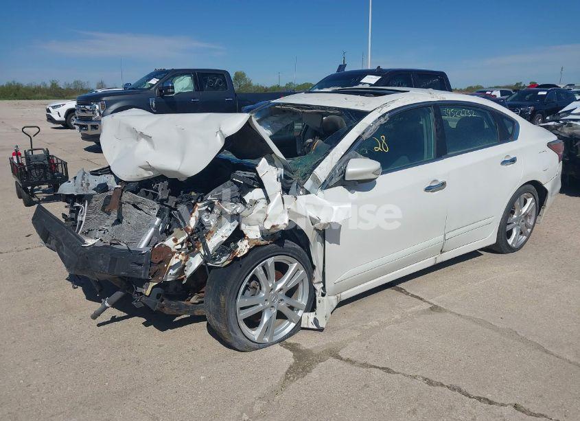 Photo 2 of 2014 Nissan Altima 3.5 SL (VIN 1N4BL3AP8EC294305)