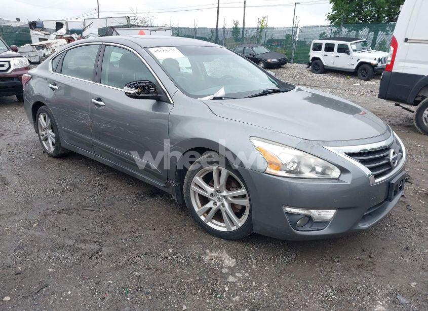 2015 Nissan Altima 3.5 SL (VIN 1N4BL3AP8FC581581) main photo
