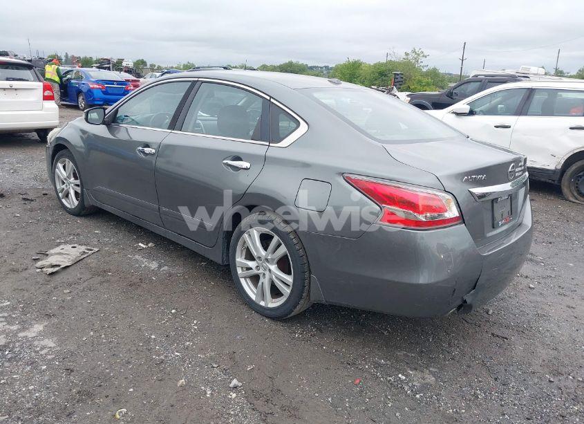 Photo 3 of 2015 Nissan Altima 3.5 SL (VIN 1N4BL3AP8FC581581)