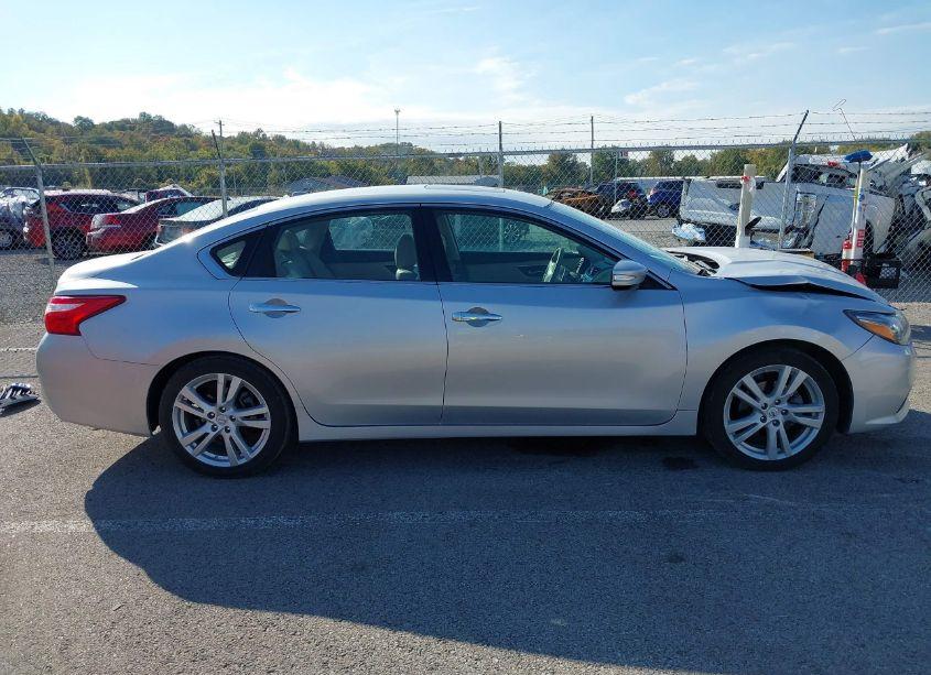 Photo 14 of 2016 Nissan Altima 3.5 SL/3.5 SR (VIN 1N4BL3AP8GC142589)