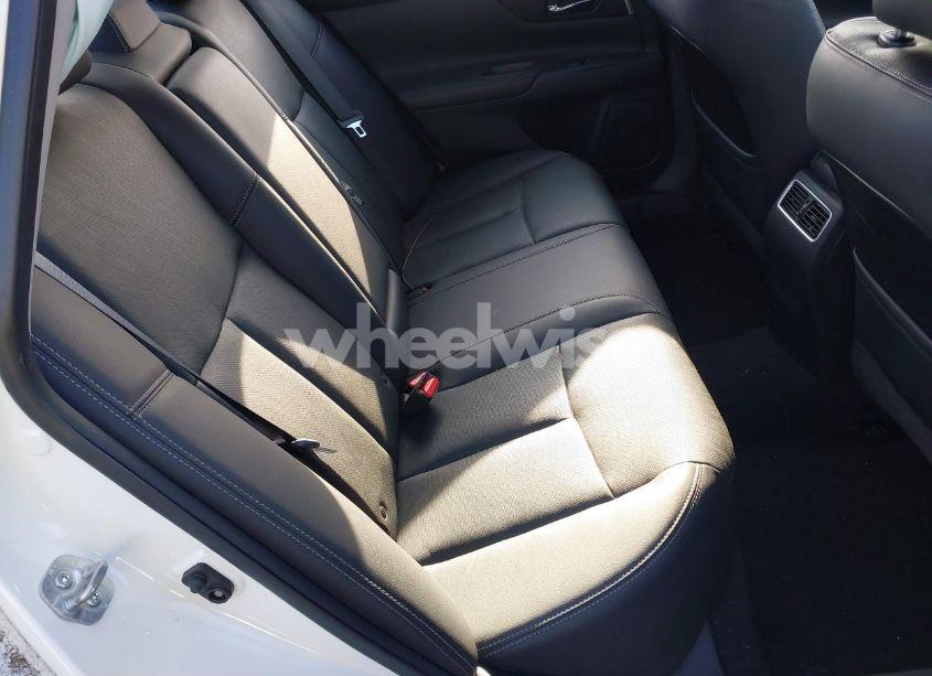 Photo 8 of 2016 Nissan Altima 3.5 SL (VIN 1N4BL3AP8GC292573)