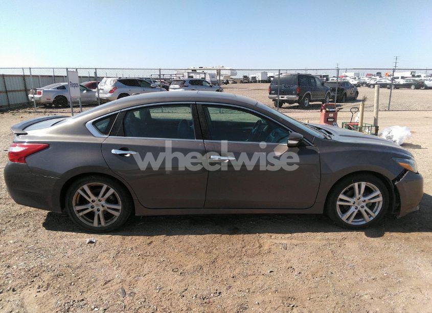 Photo 13 of 2017 Nissan Altima 3.5 SL/3.5 SR (VIN 1N4BL3AP8HC115359)