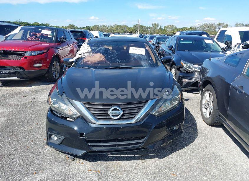 Photo 11 of 2017 Nissan Altima 3.5 SR (VIN 1N4BL3AP8HC151083)