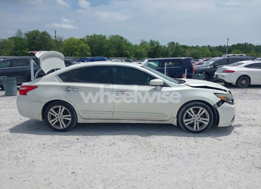 Photo 14 of 2017 Nissan Altima 3.5 SL (VIN 1N4BL3AP8HC221732)