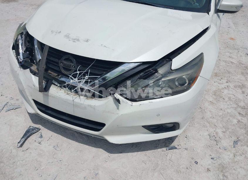 Photo 6 of 2017 Nissan Altima 3.5 SL (VIN 1N4BL3AP8HC221732)