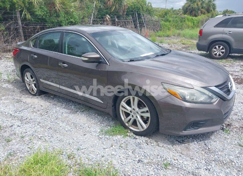 2017 Nissan Altima 3.5 SL (VIN 1N4BL3AP8HC263883) main photo